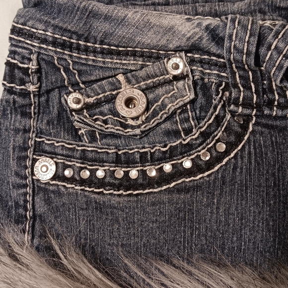 Custom Y2K Angels Jeans fur shorts - Picture 5 of 7